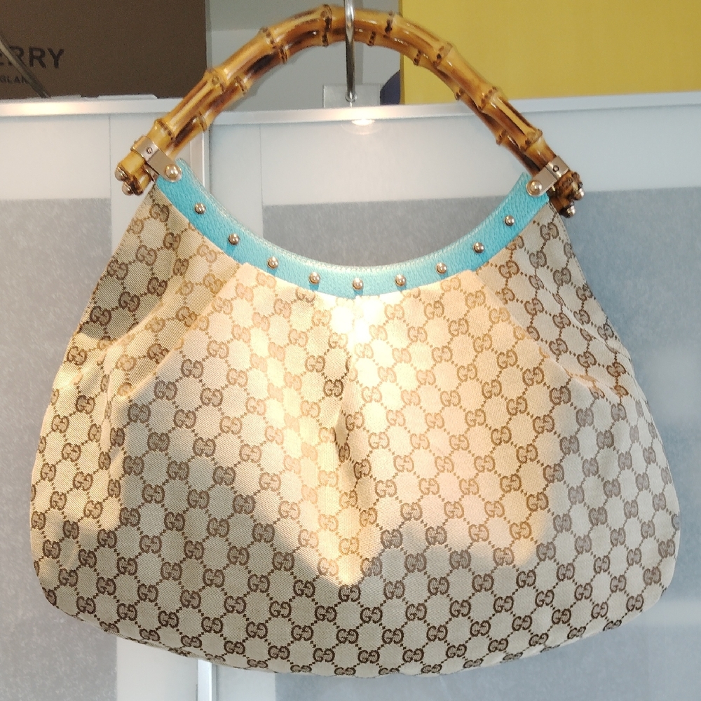 Gucci Beige and Turquoise Shoulder Bag Authentic